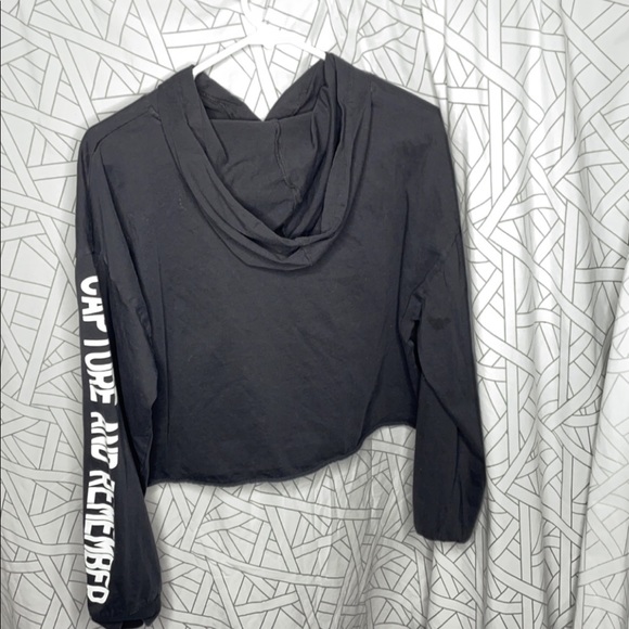 Polaroid Crop top hoodie - Picture 3 of 3